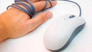 How To Keep Mouse Cord From Dragging or Tangling